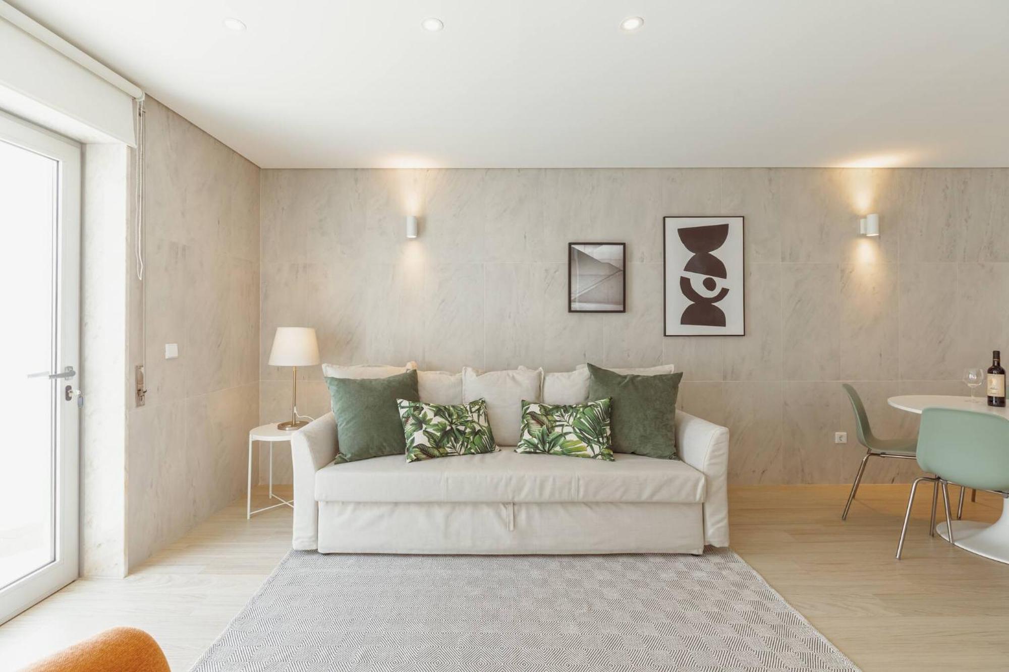 Stylish Apartment With Terrace By Hosty ポルト エクステリア 写真