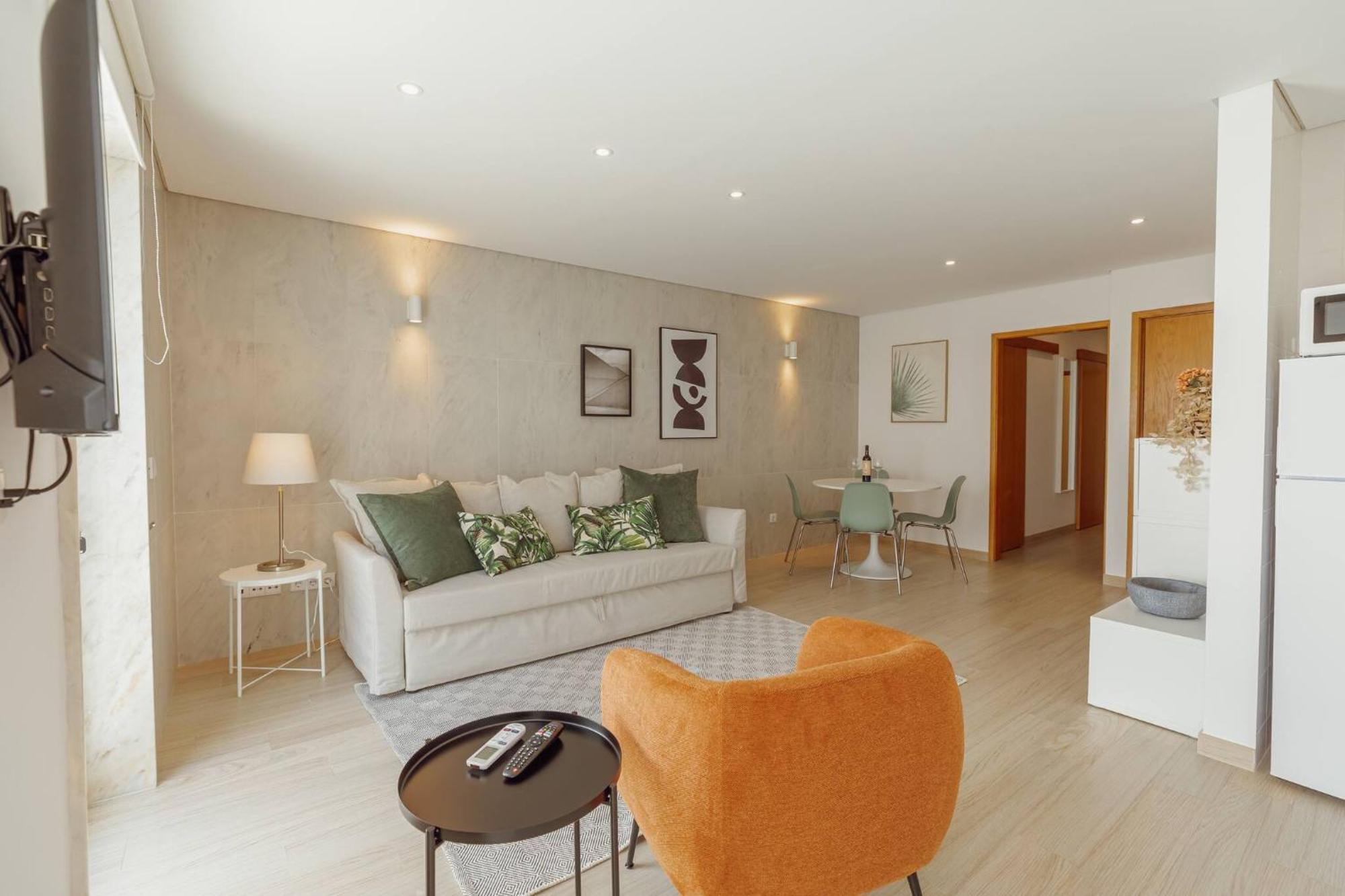 Stylish Apartment With Terrace By Hosty ポルト エクステリア 写真